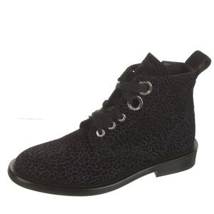 Zadig & Voltaire Black Textured Combat Boots
Laureen Leo Leopard-Print Suede 9